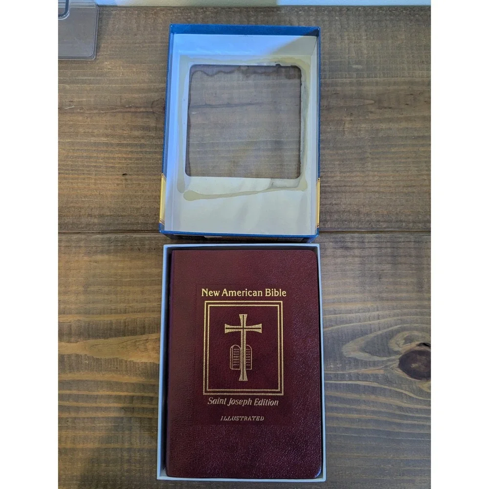 New American Bible Saint Joseph Edition Catholic Book Illustrated 609/13R Medium